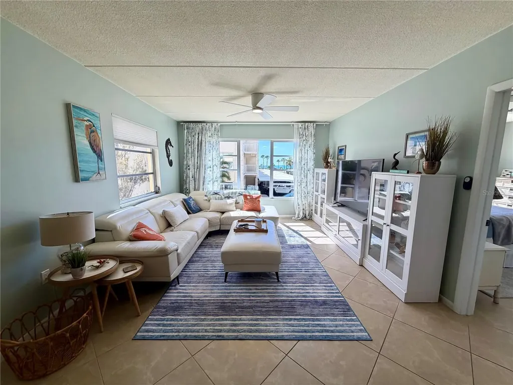 3806 Gulf Of Mexico Drive Longboat Key FL 34228