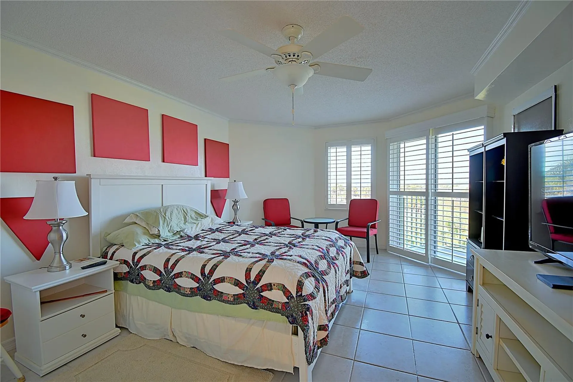 4 Oceans West Boulevard Daytona Beach FL 32118