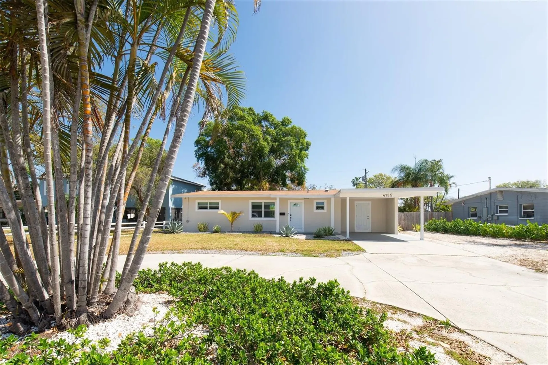 4135 Shore Acres Boulevard NE St Petersburg FL 33703