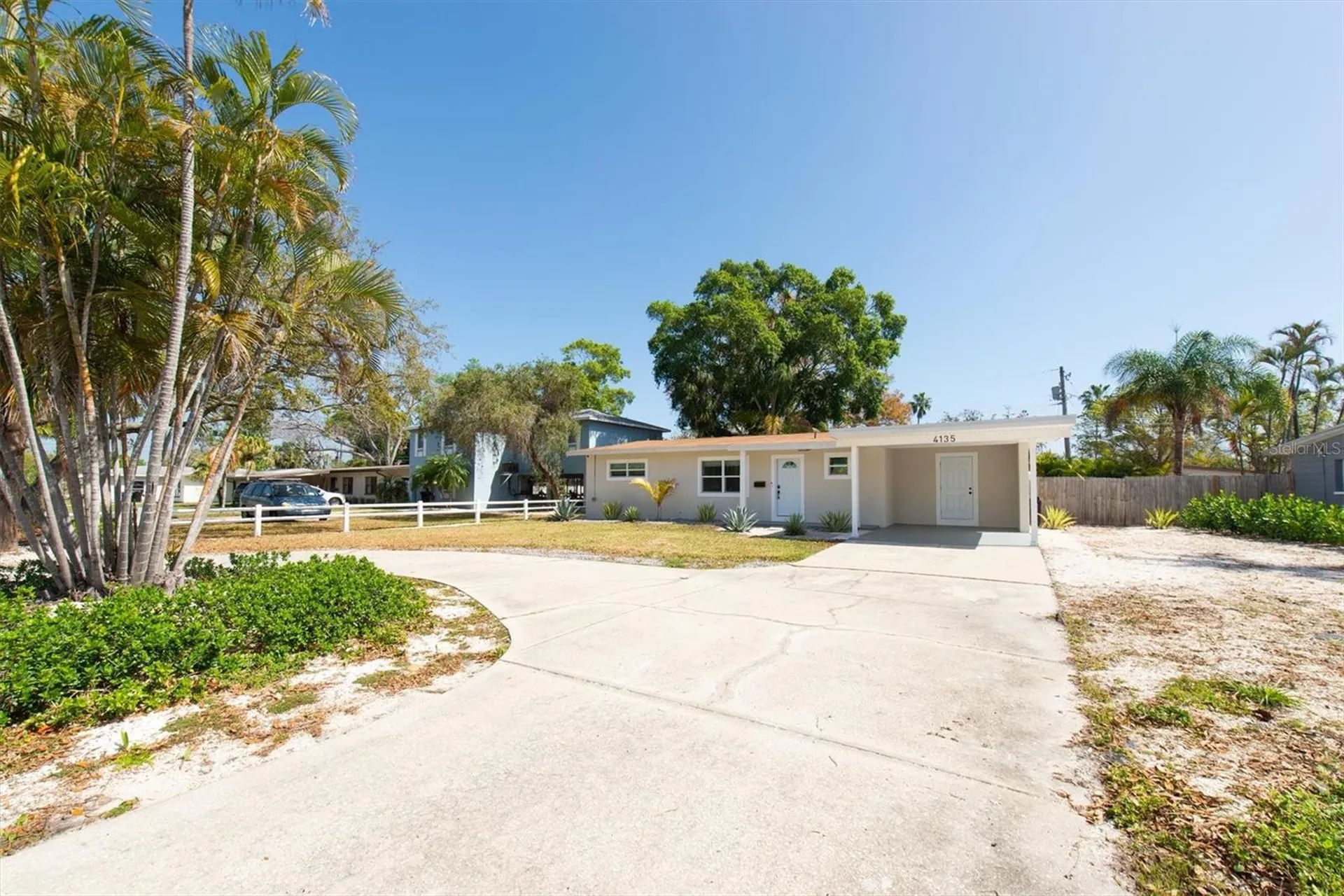 4135 Shore Acres Boulevard NE St Petersburg FL 33703