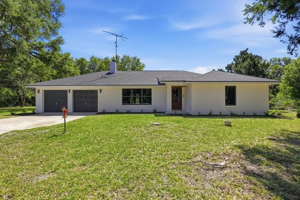 20805 SE 162nd Avenue Hawthorne FL 32640