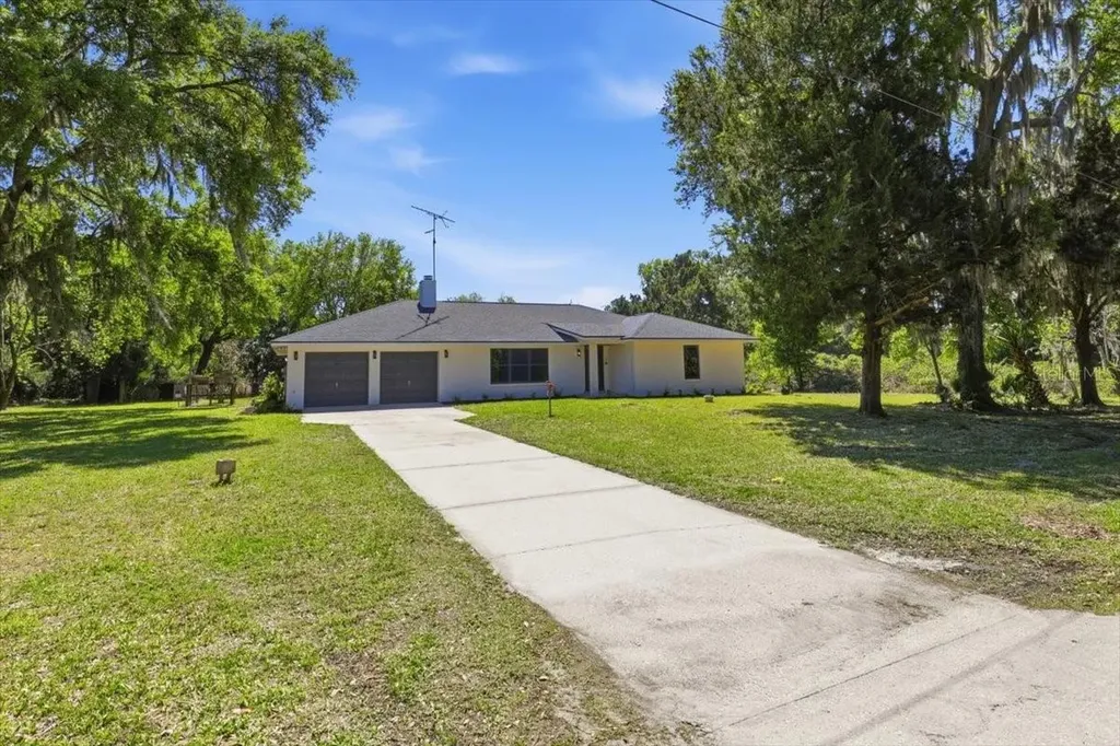 20805 SE 162nd Avenue Hawthorne FL 32640