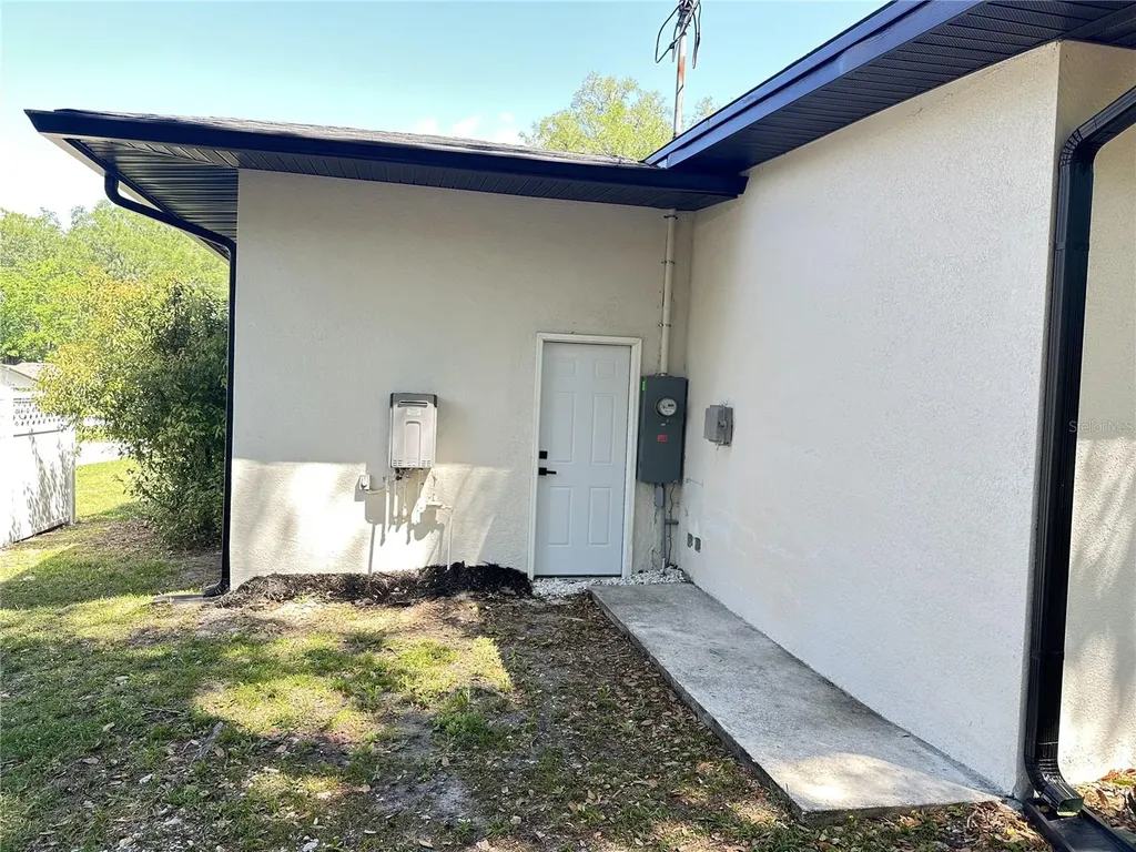1152 NE 9th Street Ocala FL 34470