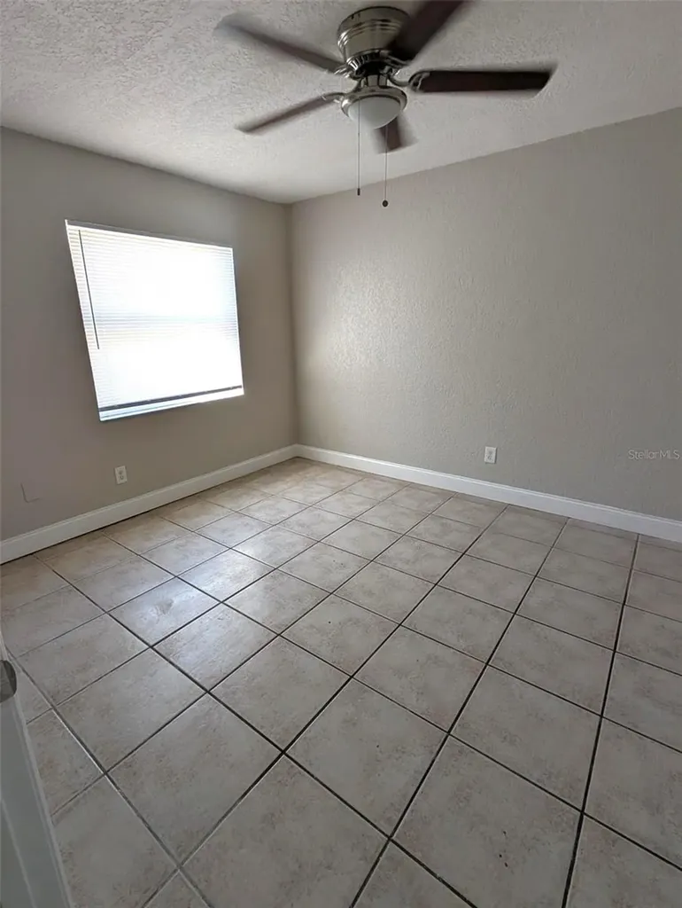 5828 3rd Street E Bradenton FL 34203