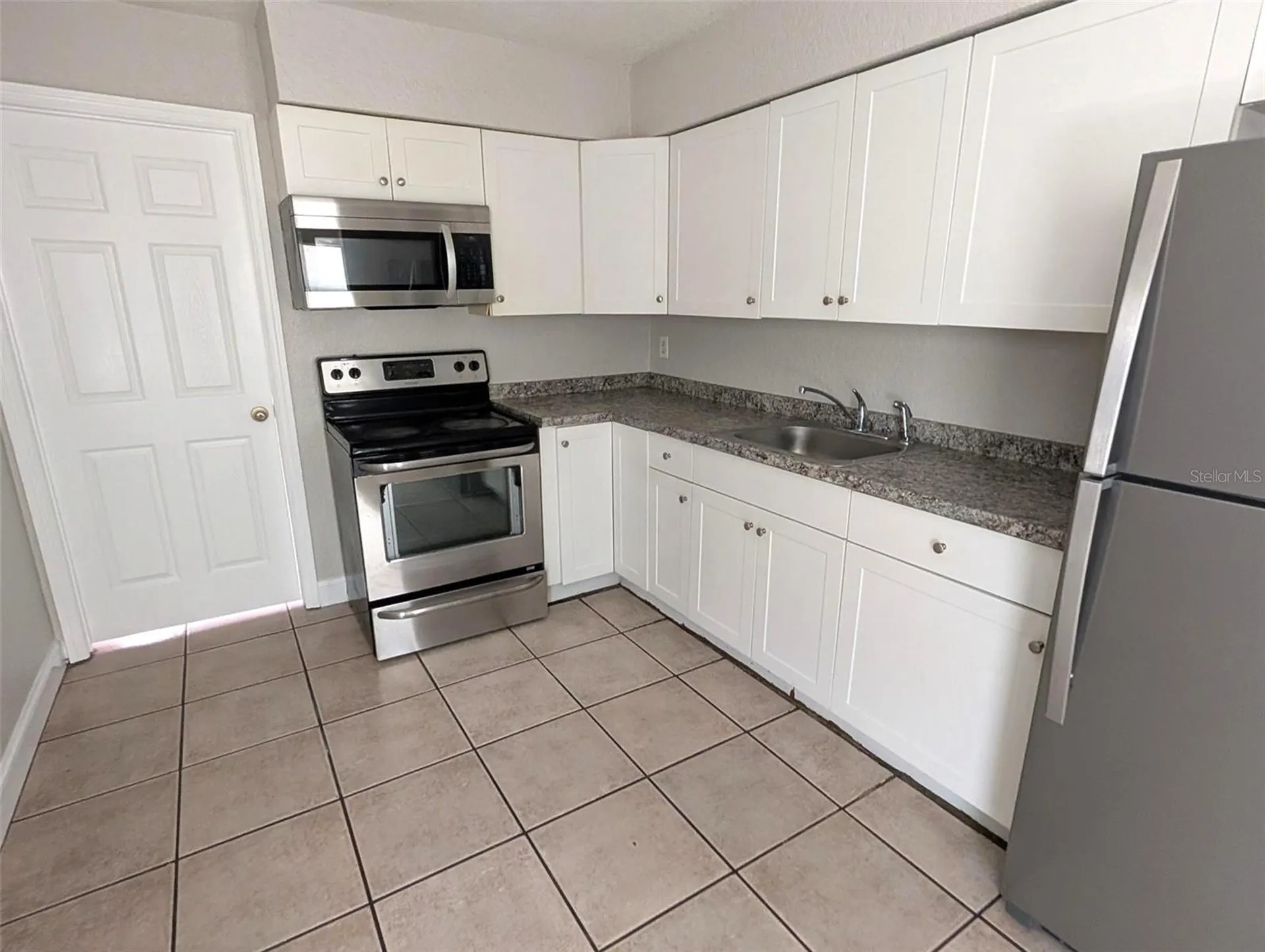 5828 3rd Street E Bradenton FL 34203