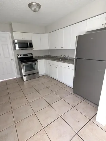 5828 3rd Street E Bradenton FL 34203