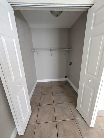 5828 3rd Street E Bradenton FL 34203