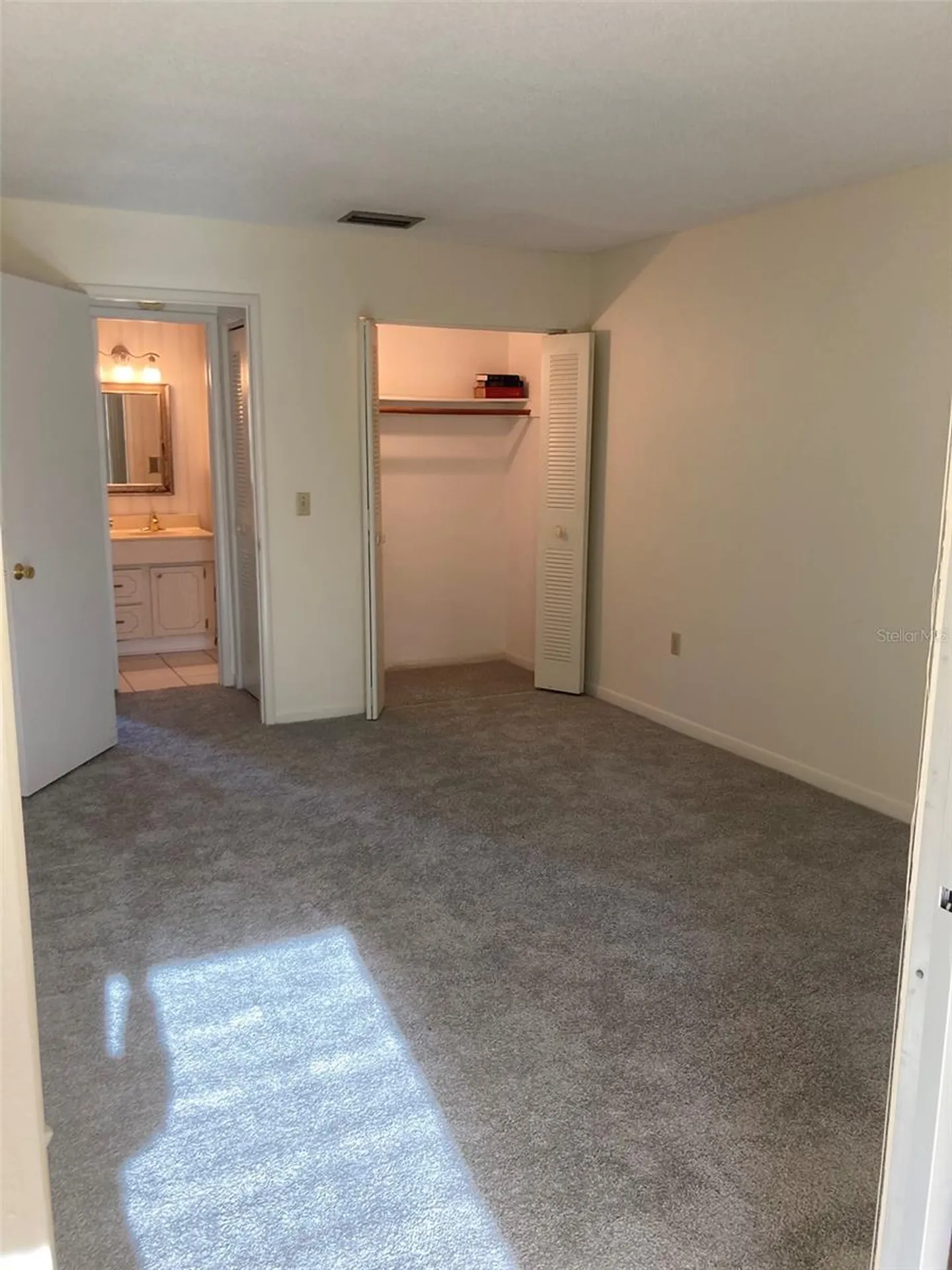 5750 80th Street N St Petersburg FL 33709