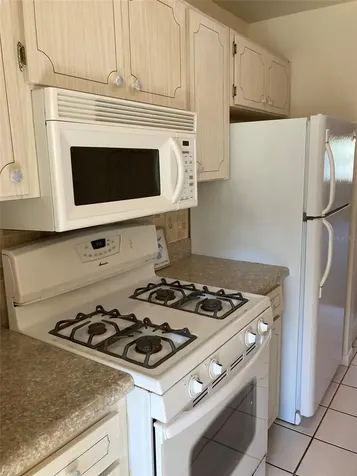 5750 80th Street N St Petersburg FL 33709