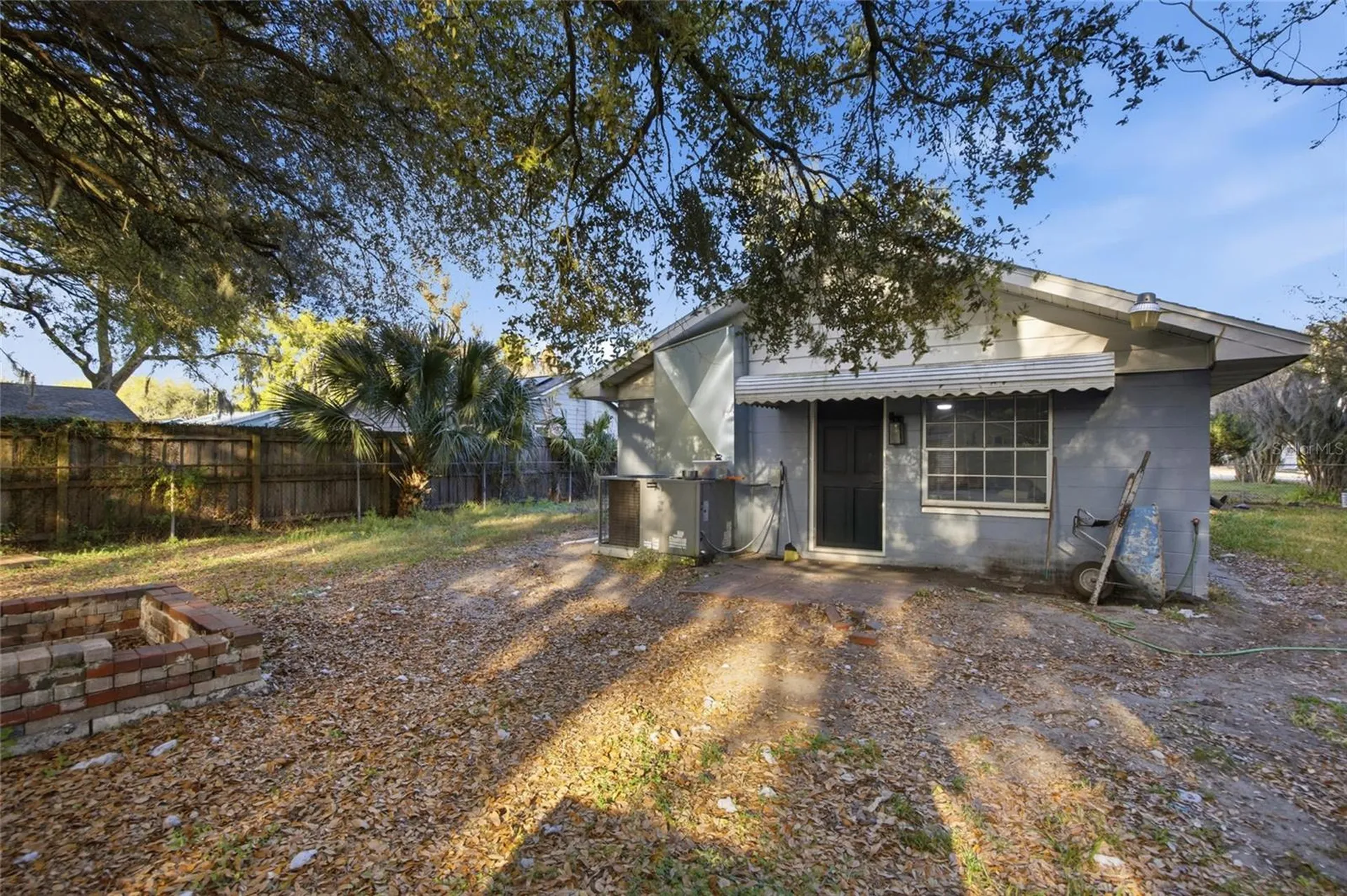 907 Center Street Plant City FL 33563