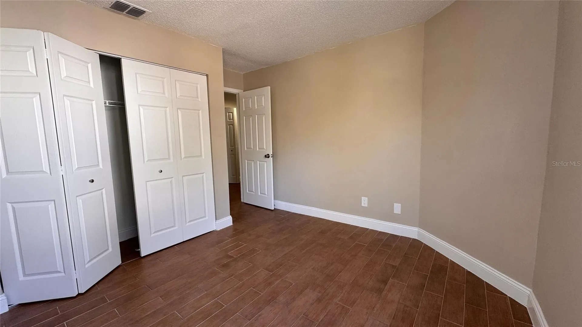 2532 Woodgate Boulevard Orlando FL 32822