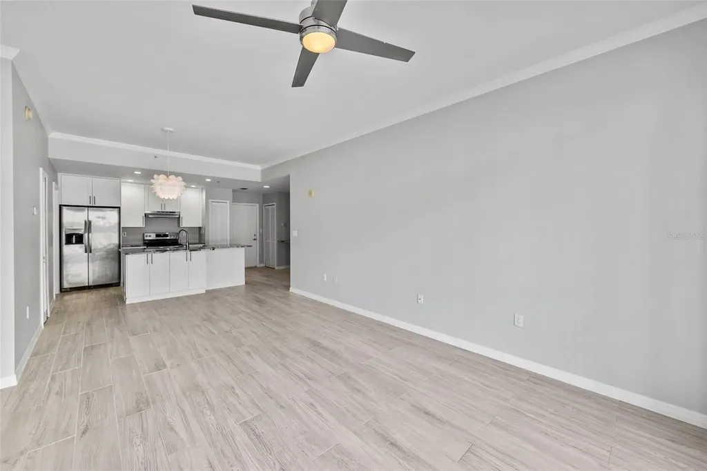 700 Harbour Island Tampa FL 33602