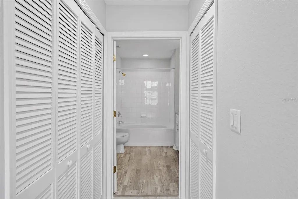 700 Harbour Island Tampa FL 33602