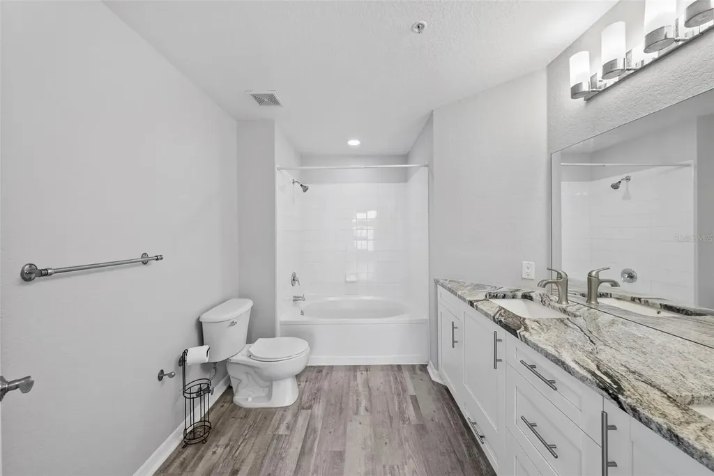 700 Harbour Island Tampa FL 33602