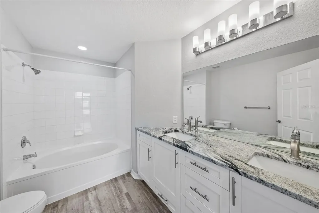 700 Harbour Island Tampa FL 33602