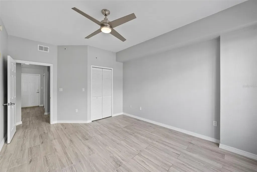 700 Harbour Island Tampa FL 33602