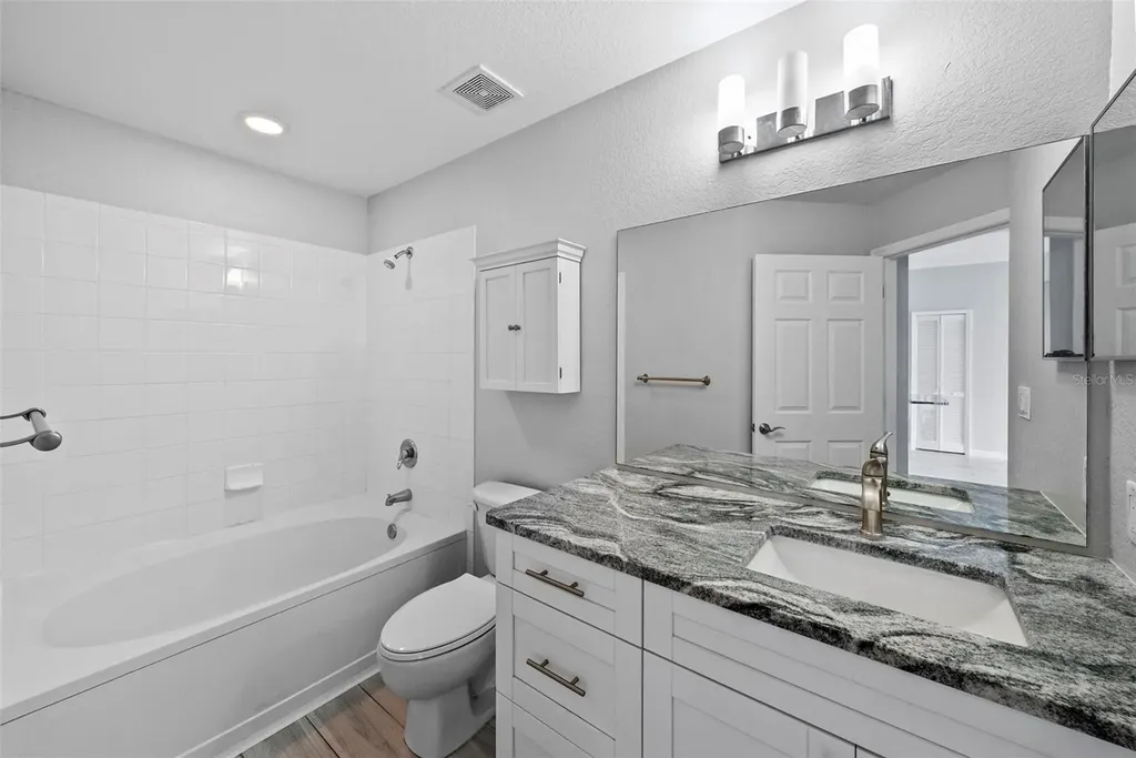 700 Harbour Island Tampa FL 33602