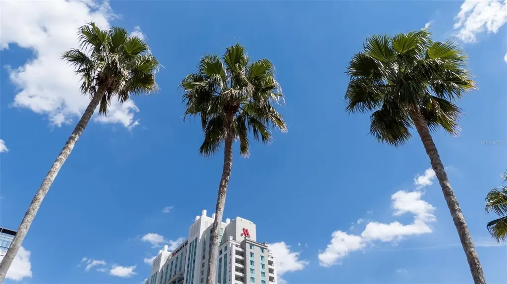 700 Harbour Island Tampa FL 33602