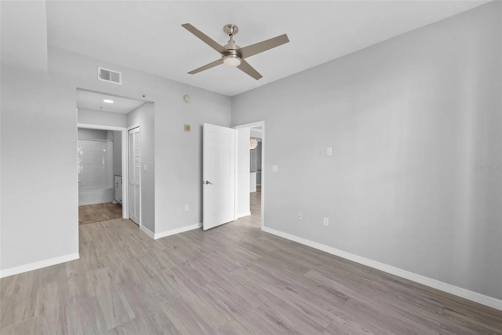 700 Harbour Island Tampa FL 33602