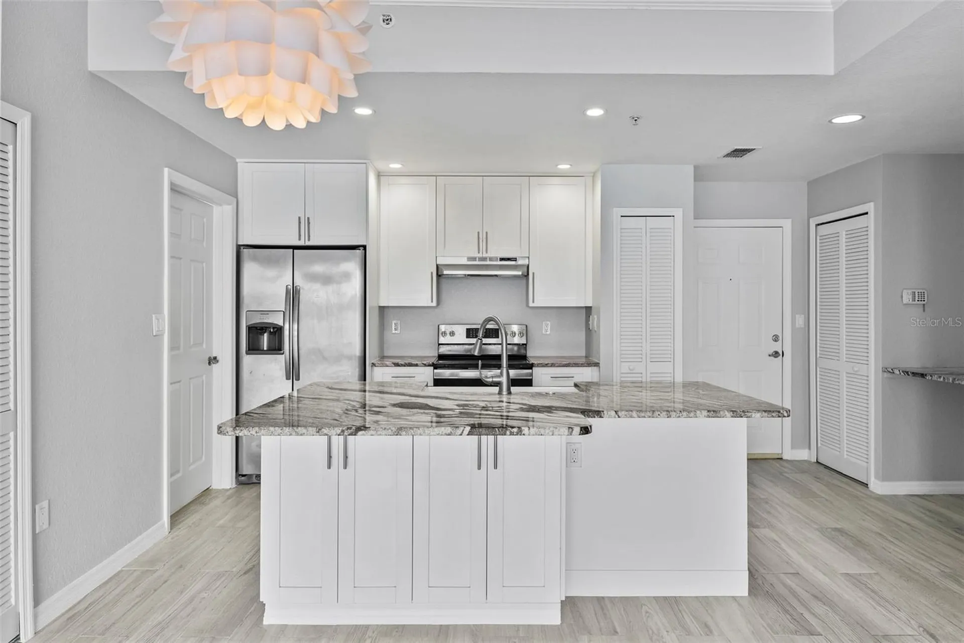 700 Harbour Island Tampa FL 33602