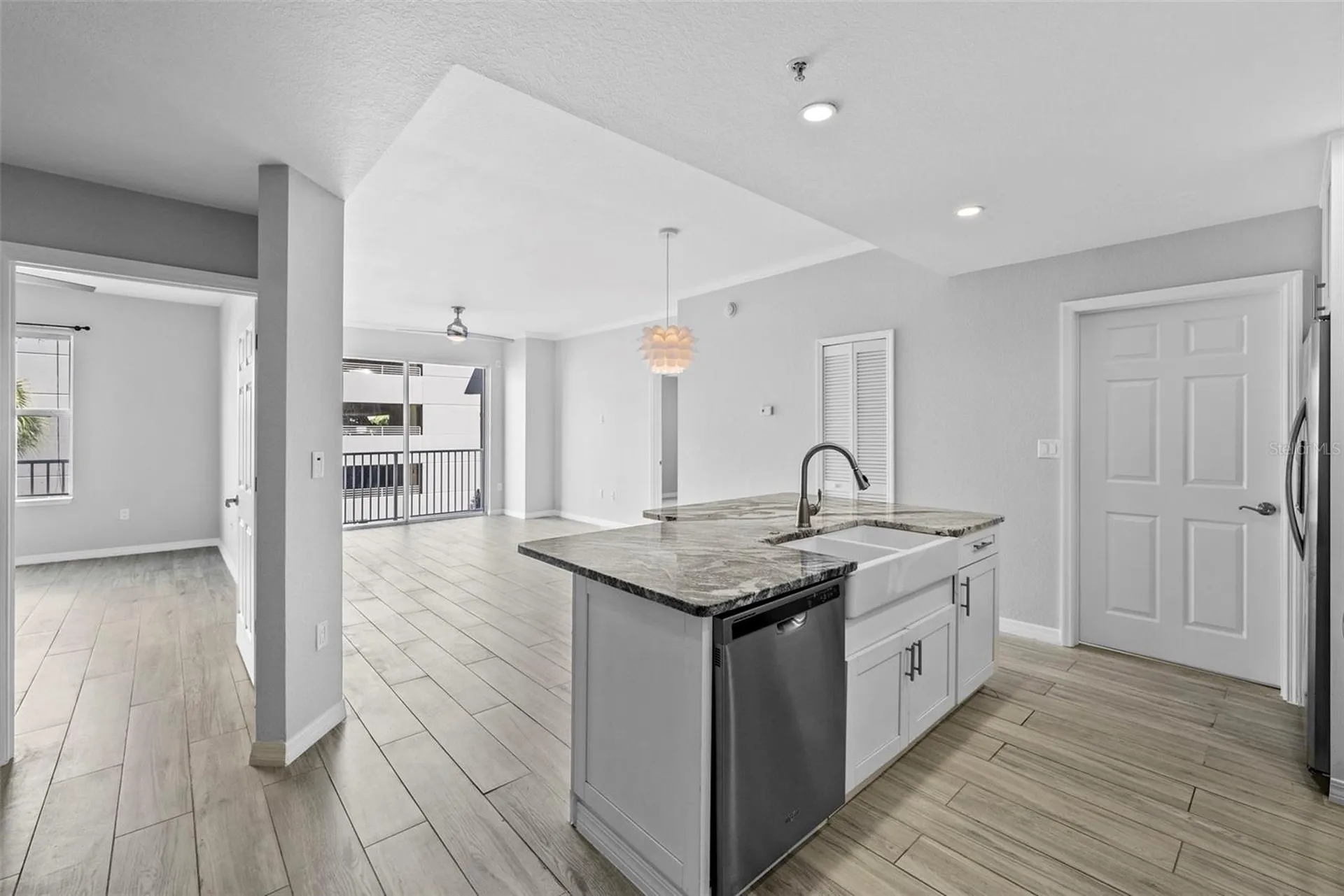700 Harbour Island Tampa FL 33602