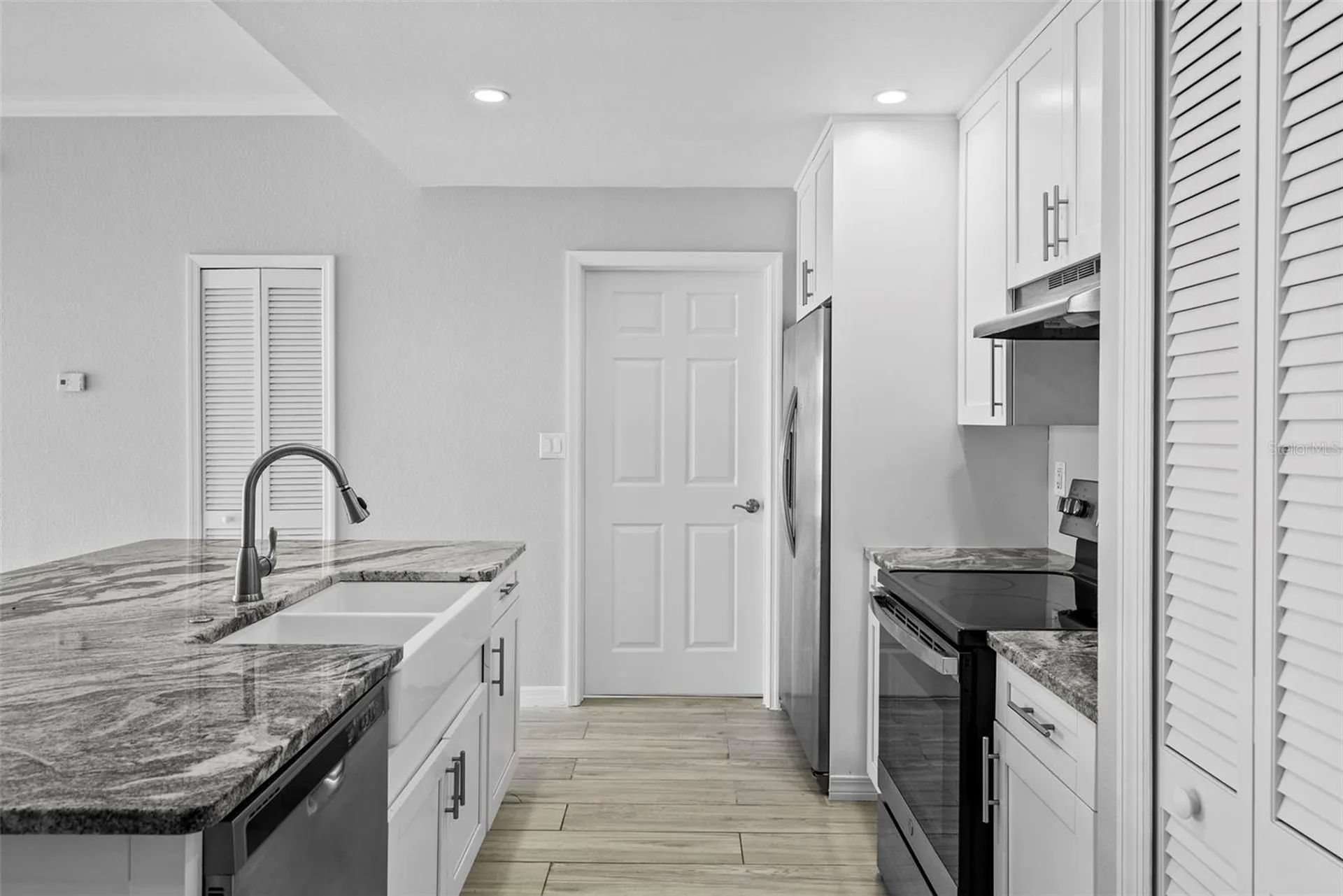 700 Harbour Island Tampa FL 33602