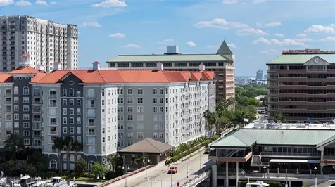 700 Harbour Island Tampa FL 33602