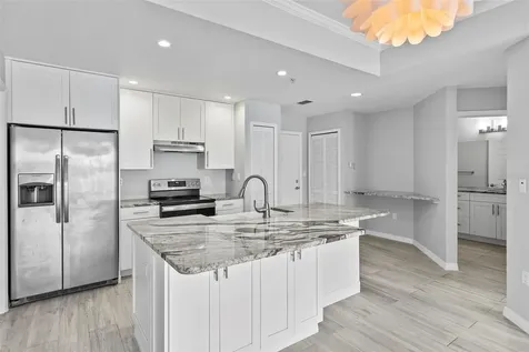 700 Harbour Island Tampa FL 33602