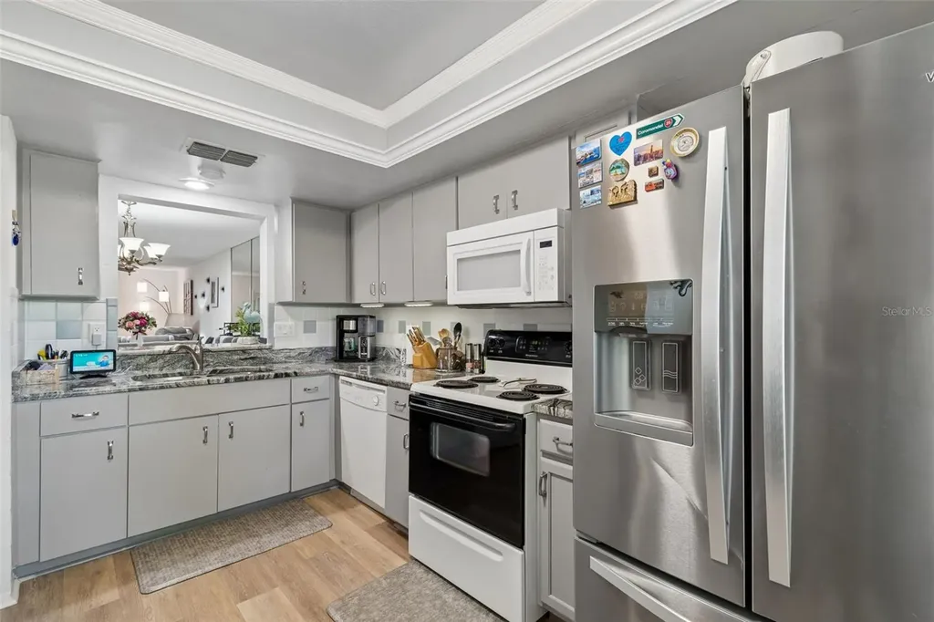 2231 Lark Circle E Palm Harbor FL 34684