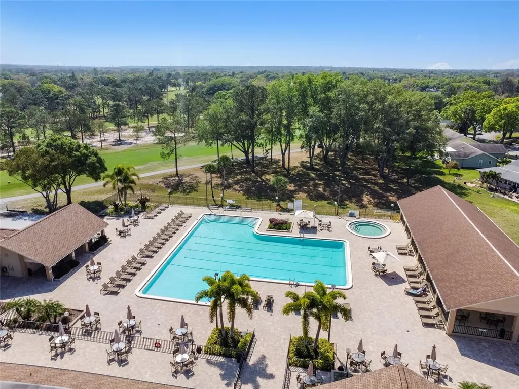 2231 Lark Circle E Palm Harbor FL 34684