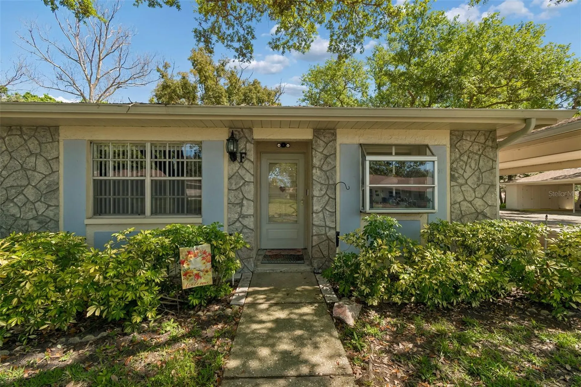 2231 Lark Circle E Palm Harbor FL 34684