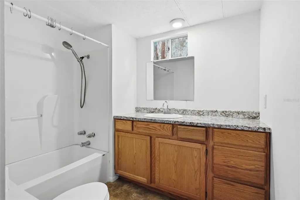 13401 Palm Drive Astatula FL 34705