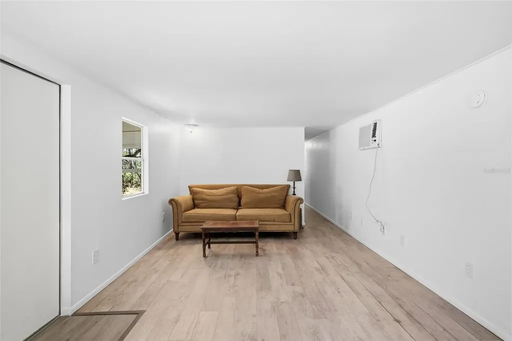 13401 Palm Drive Astatula FL 34705