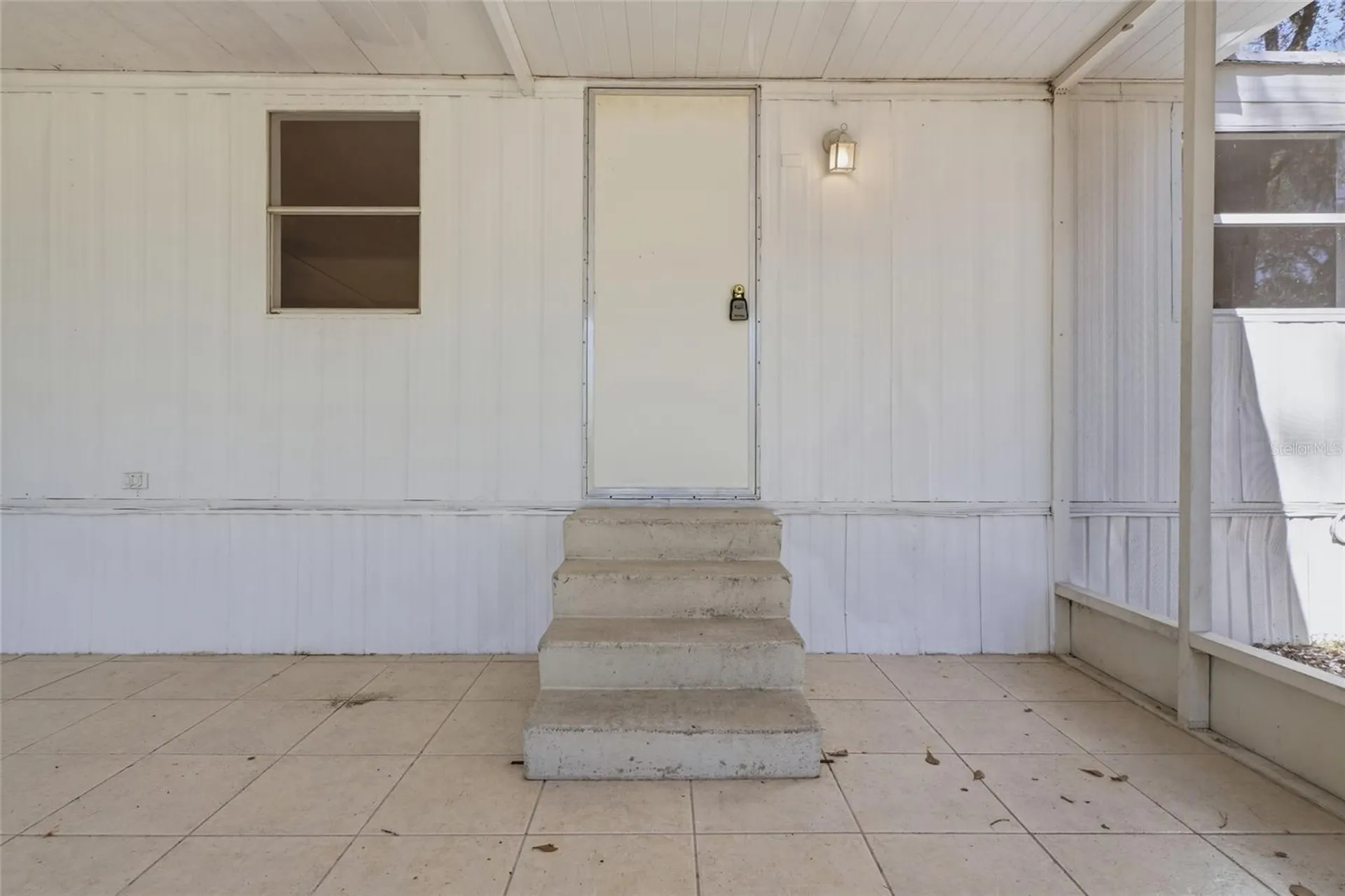 13401 Palm Drive Astatula FL 34705
