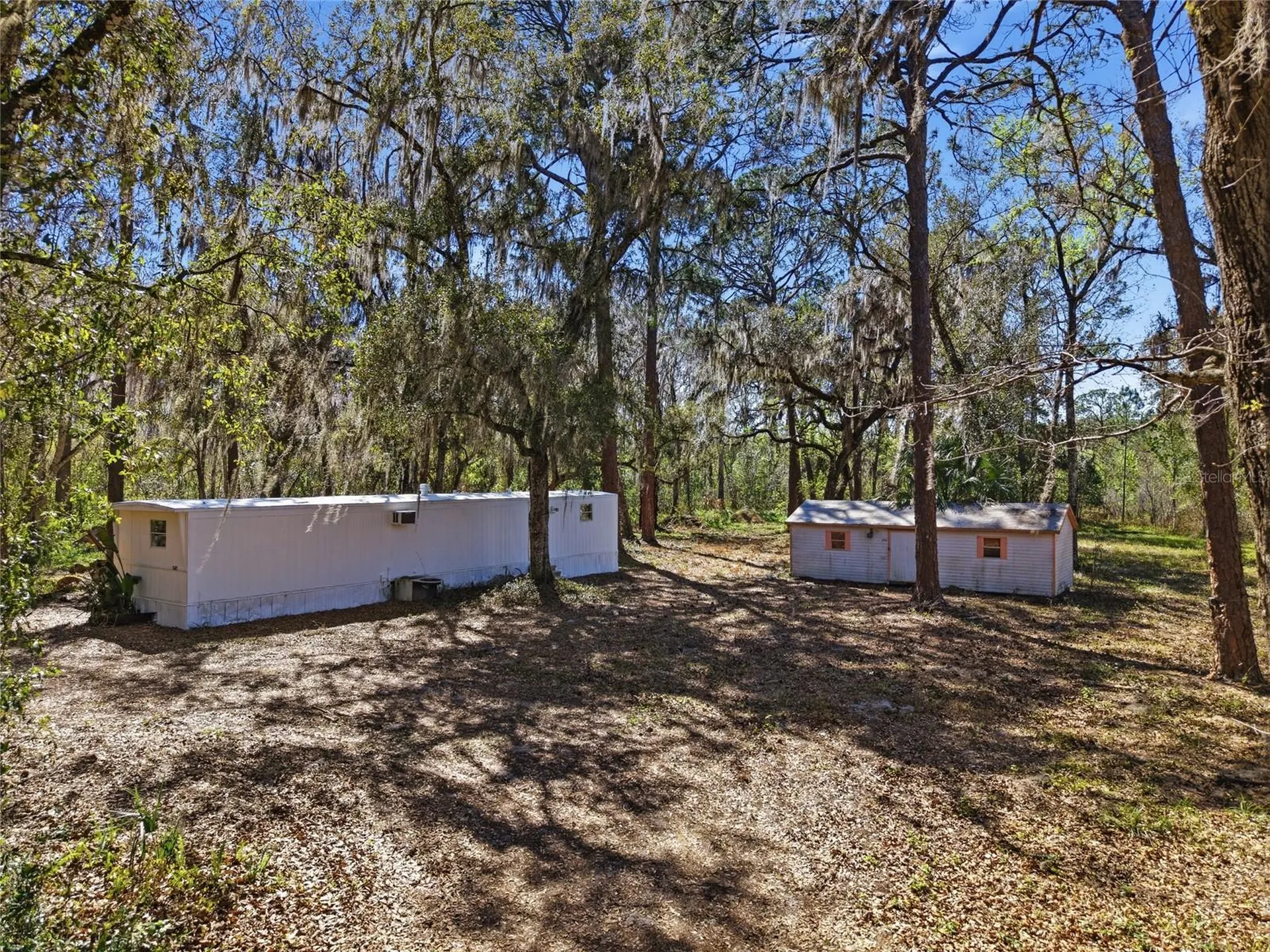 13401 Palm Drive Astatula FL 34705
