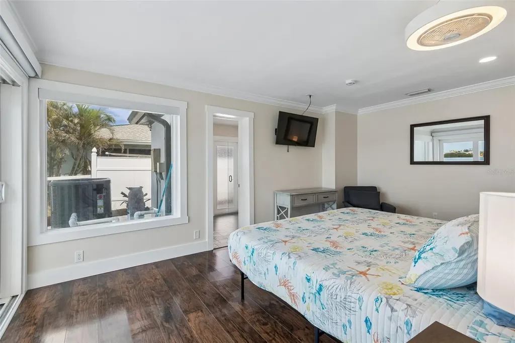 478 Harbor Drive N Indian Rocks Beach FL 33785