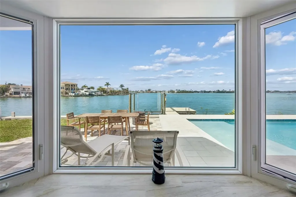 478 Harbor Drive N Indian Rocks Beach FL 33785