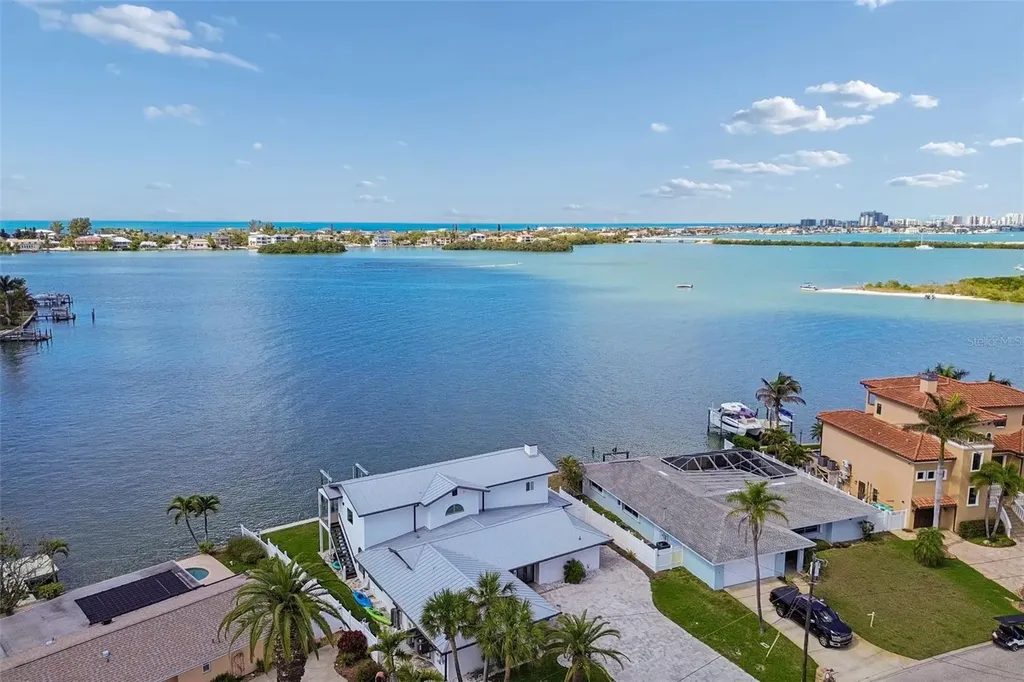 478 Harbor Drive N Indian Rocks Beach FL 33785