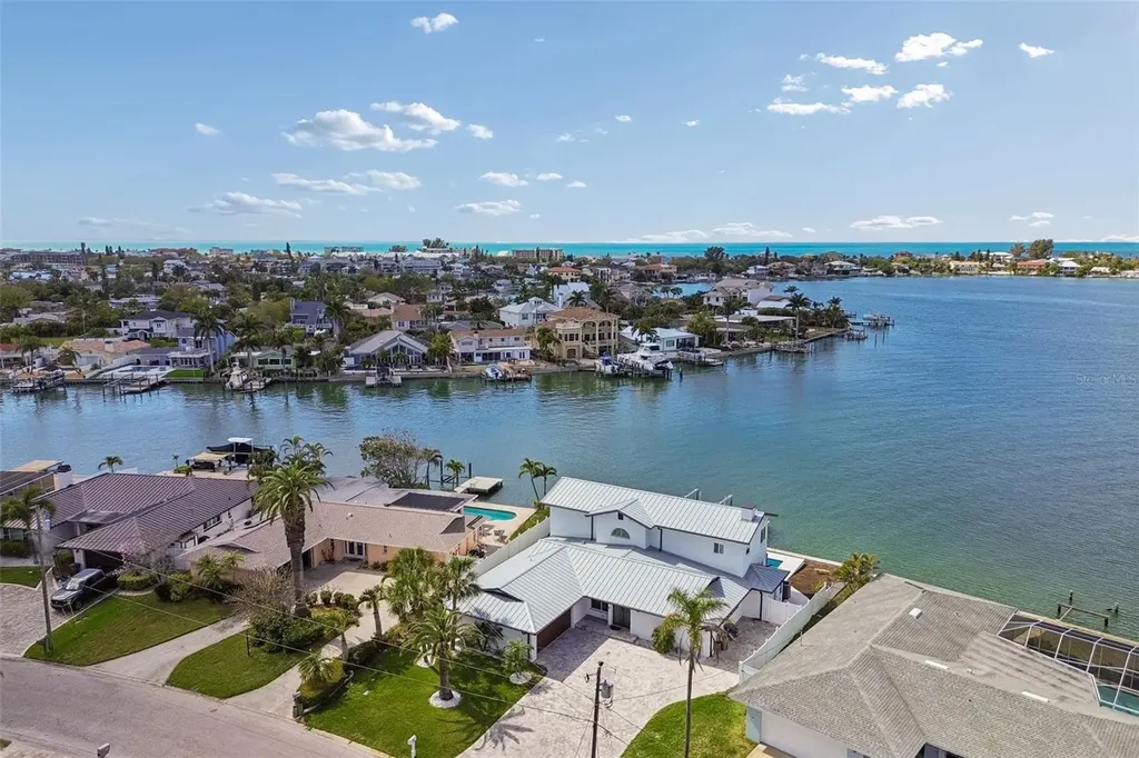 478 Harbor Drive N Indian Rocks Beach FL 33785