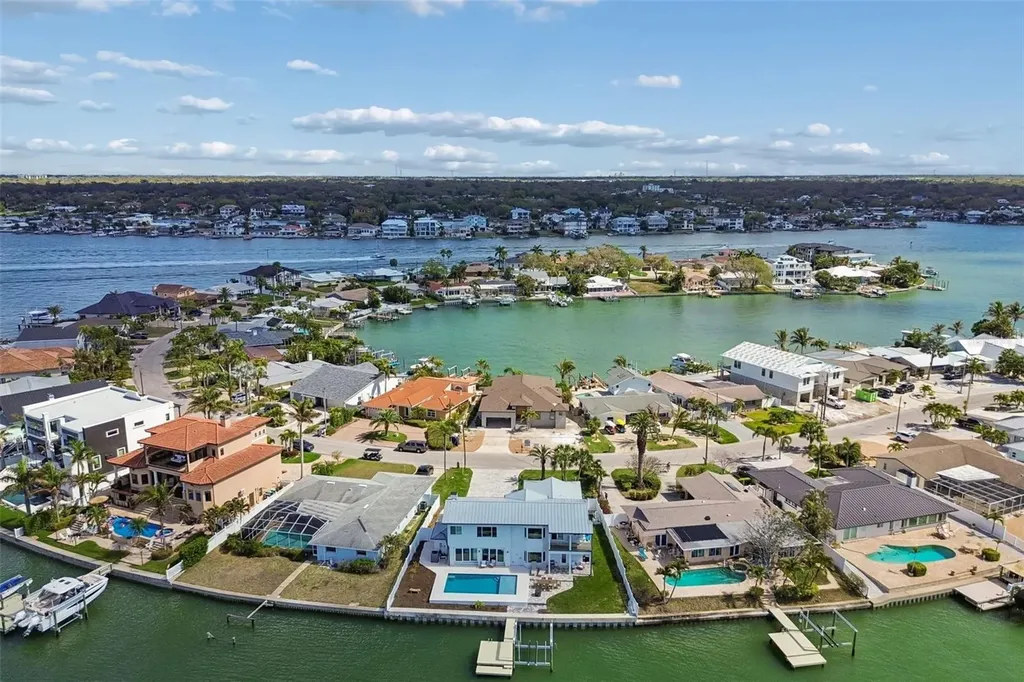 478 Harbor Drive N Indian Rocks Beach FL 33785
