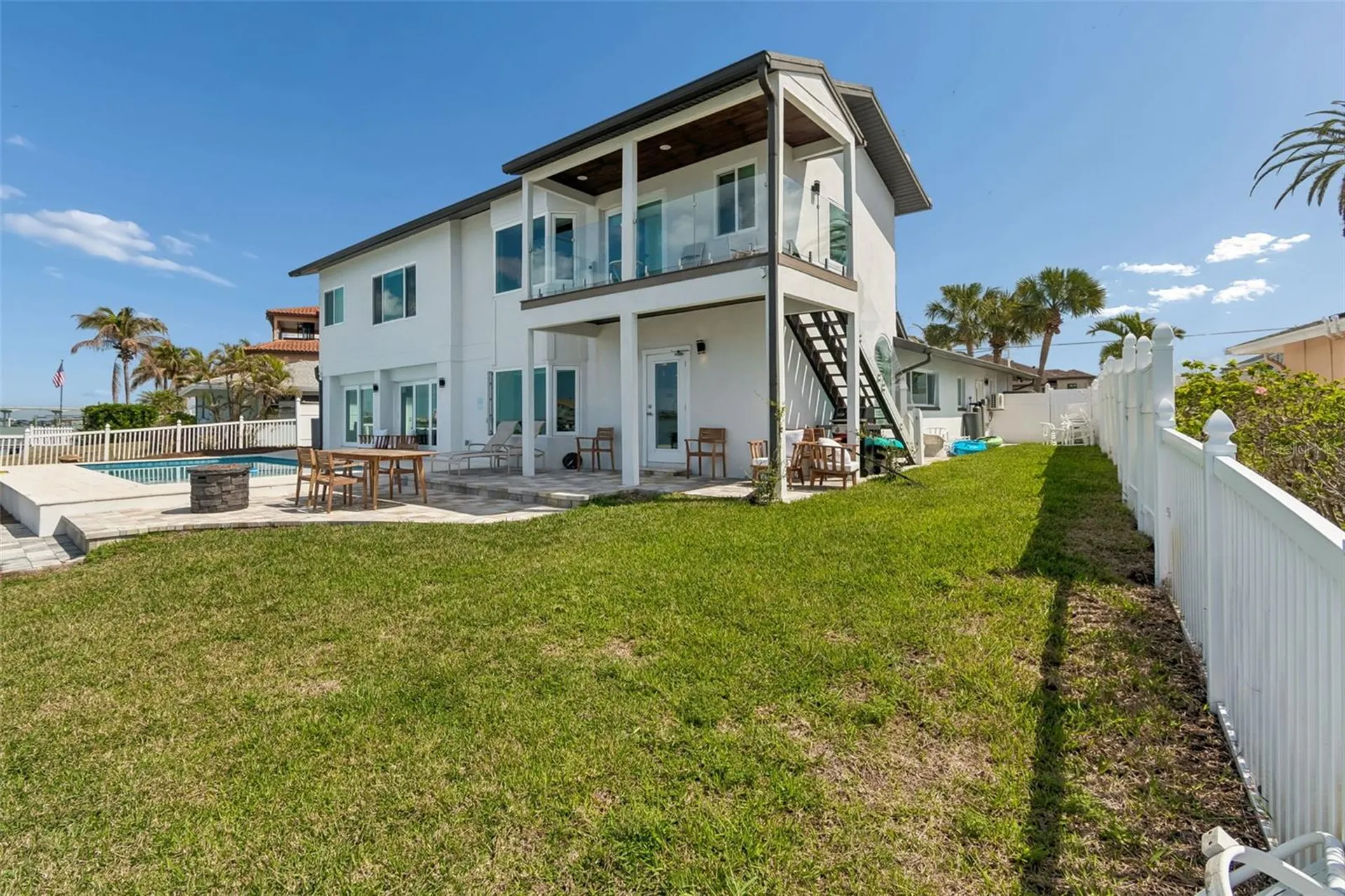 478 Harbor Drive N Indian Rocks Beach FL 33785