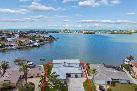 478 Harbor Drive N Indian Rocks Beach FL 33785