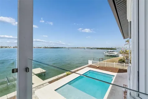 478 Harbor Drive N Indian Rocks Beach FL 33785