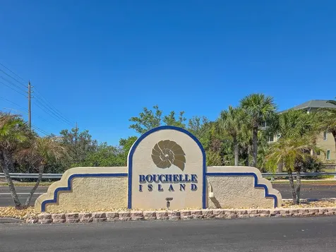 460 Bouchelle Drive New Smyrna Beach FL 32169