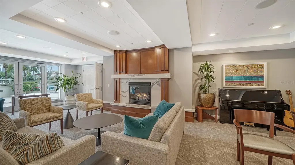 100 Central Avenue Sarasota FL 34236