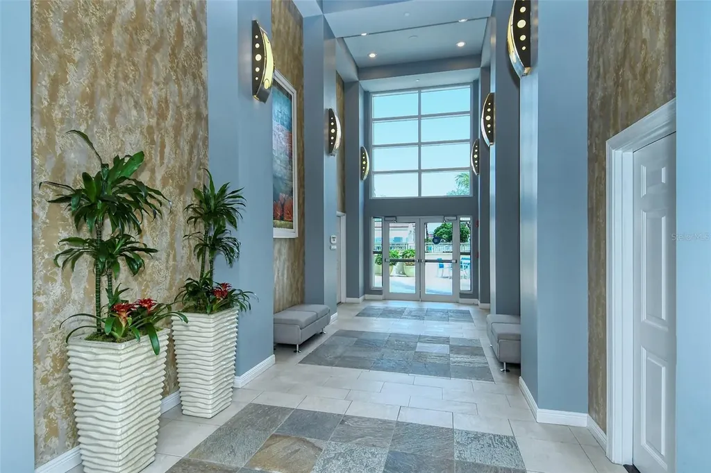 100 Central Avenue Sarasota FL 34236