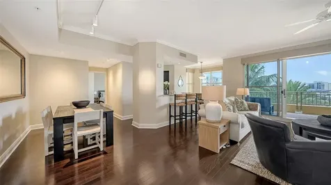 100 Central Avenue Sarasota FL 34236