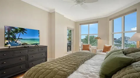 100 Central Avenue Sarasota FL 34236