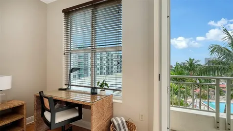 100 Central Avenue Sarasota FL 34236