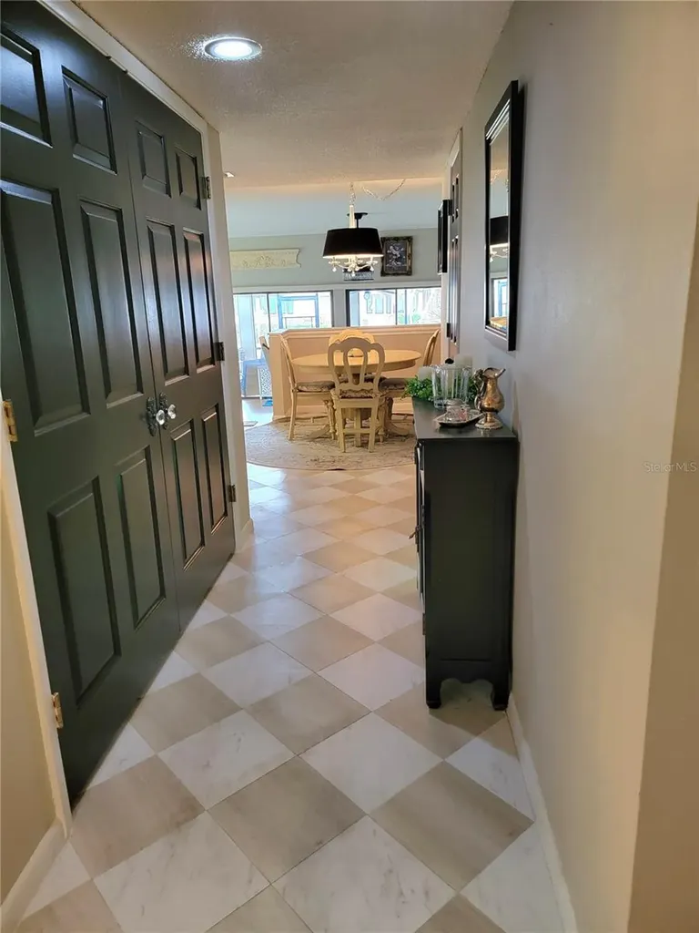 1 Casa Loma Way Lakeland FL 33813